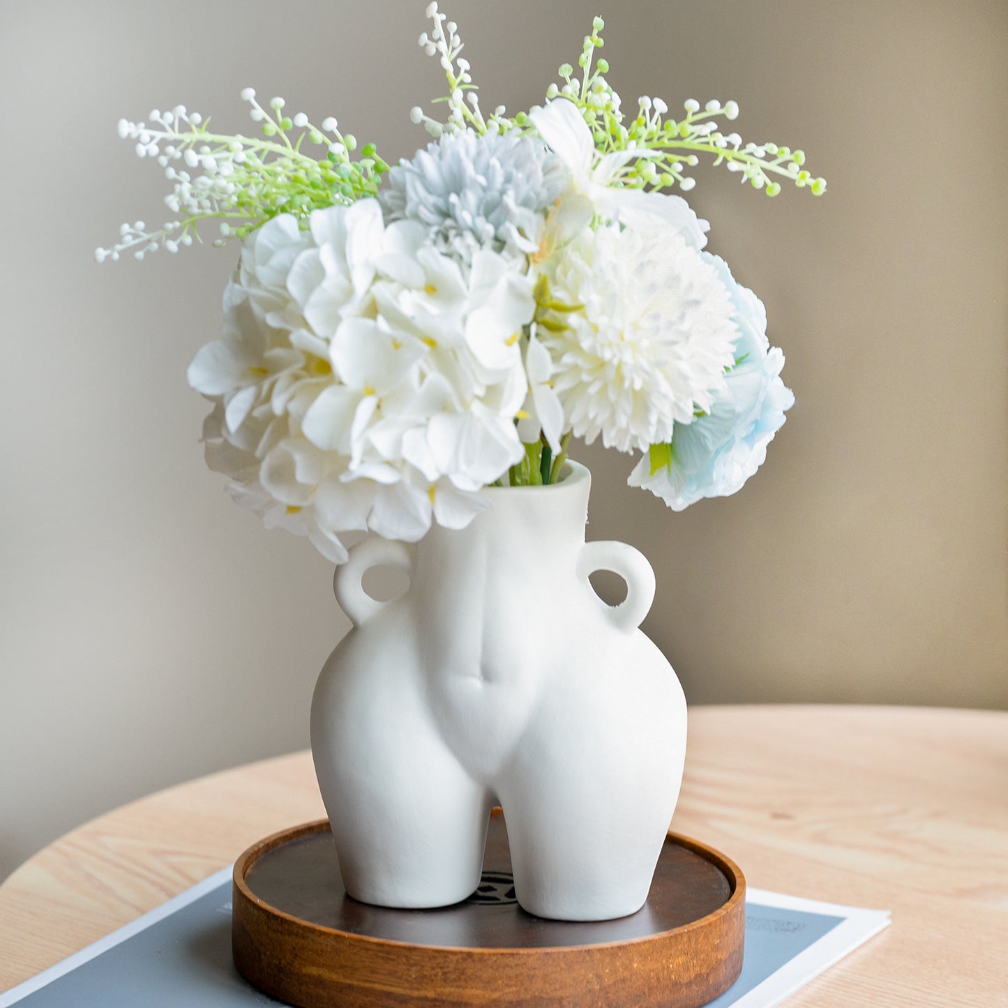 Small Bum Vase For Pampas Grass Ceramic Plant Pot